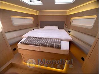 Beneteau Oceanis Yacht 54