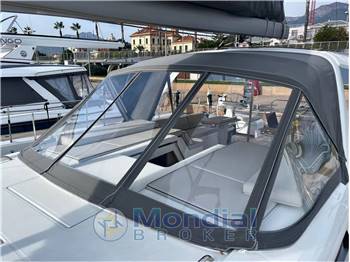 Beneteau Oceanis Yacht 54