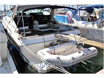 Sea Ray 390 Express Cruiser