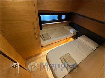 Sundeck Yachts 550