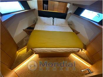 Sundeck Yachts 550