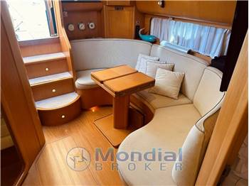 Uniesse 42 open