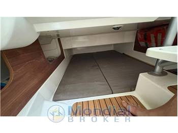 Quicksilver 805