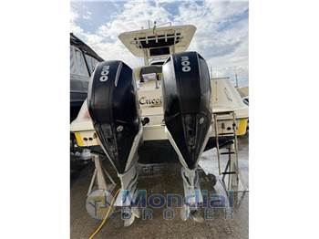 Boston Whaler 320 Outrage