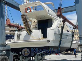 Azimut 42 Fly