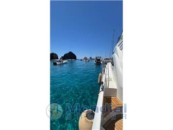 Azimut 42 Fly