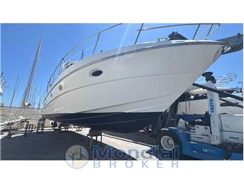 Azimut 42 Fly