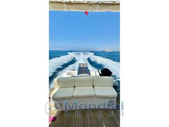 Azimut 42 Fly