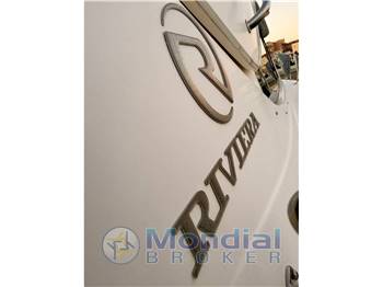 Riviera 40 Fly