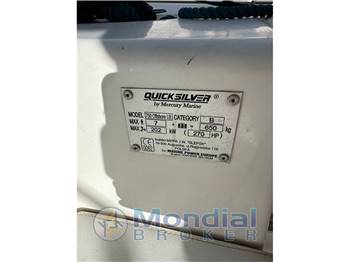 Quicksilver 750 Commander