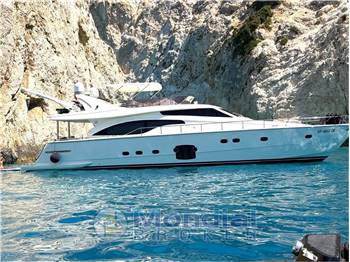 Ferretti 681 fly