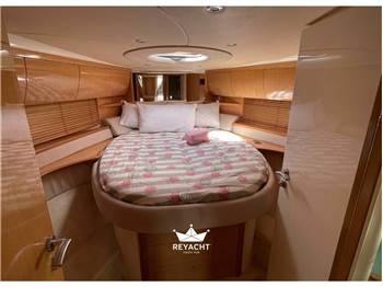 AZIMUT ATLANTIS 42 HT