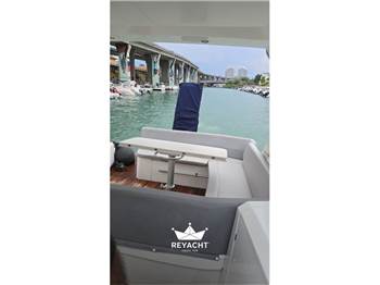 BENETEAU FLYER GRAN TURISMO 38