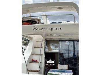 AZIMUT 39