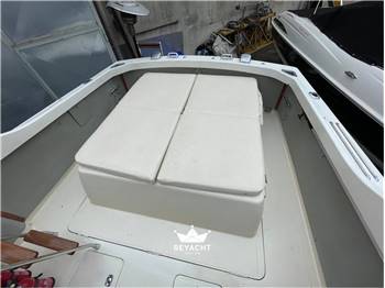 Riva Bertram 25 sport fisherman