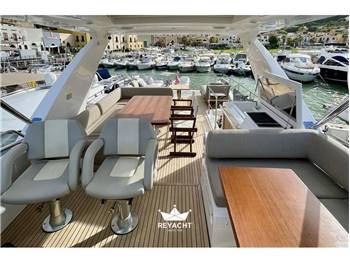 AZIMUT 66 FLYBRIDGE