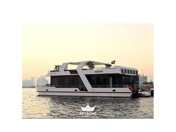 CUSTOM 100 FT