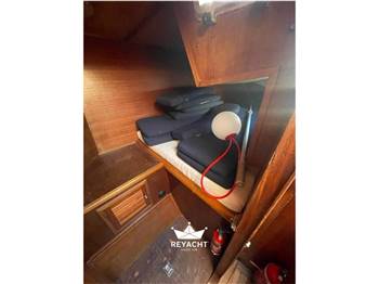 Nautical Fiberglass Orca 43