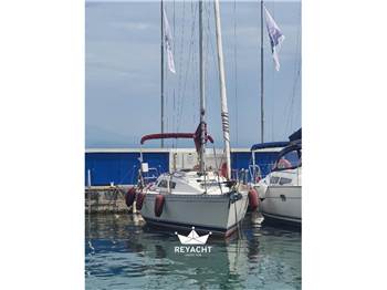 BENETEAU FIRST 305