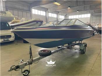 Maxum 1800 SC