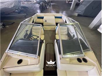 Maxum 1800 SC
