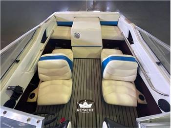 Maxum 1800 SC