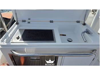 SUNDECK 550