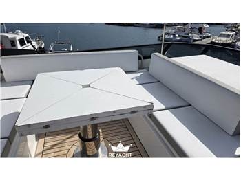 SUNDECK 550
