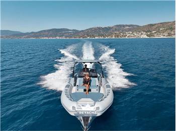 Cayman Yachts 33.0 Exclusive