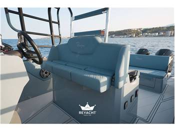 Cayman Yachts 33.0 Exclusive