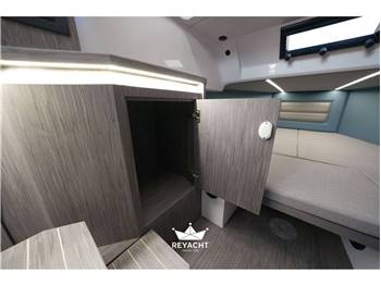 Cayman Yachts 33.0 Exclusive