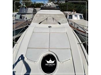 AZIMUT 46