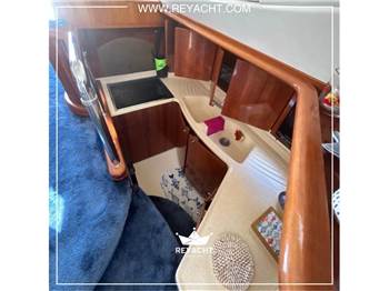 AZIMUT 46