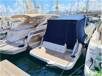 MANO MARINE 32 SPORT