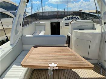 MANO MARINE 32 SPORT
