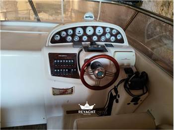 MANO MARINE 32 SPORT
