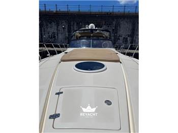 MANO MARINE 38,5