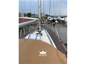 Hallberg-Rassy 38E