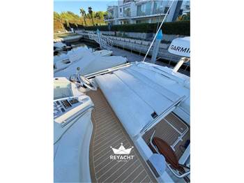 SESSA MARINE DORADO 32 FLY
