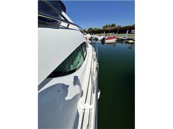 SESSA MARINE DORADO 32 FLY