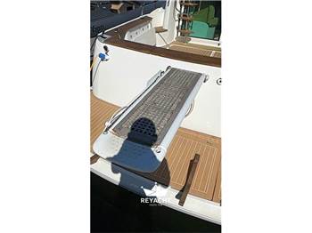 SESSA MARINE DORADO 32 FLY