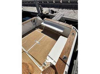 SESSA MARINE DORADO 32 FLY