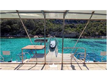 Ozgur Ozdemir Catamaran Motor Sailer