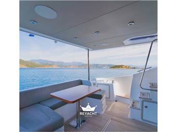 Azimut 50 Fly