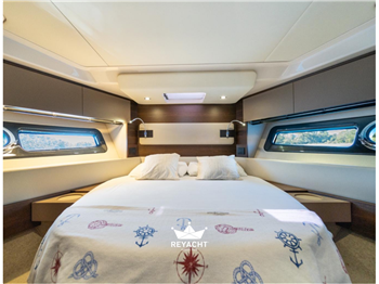 Azimut 50 Fly