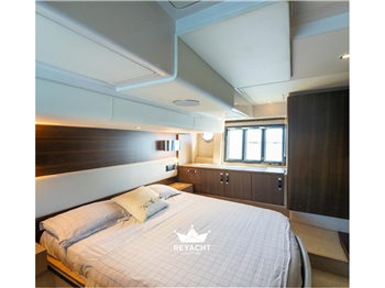 Azimut 50 Fly