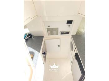 KELT WHITE SHARK 285