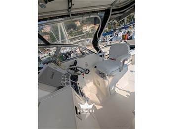 SEA FOX 287