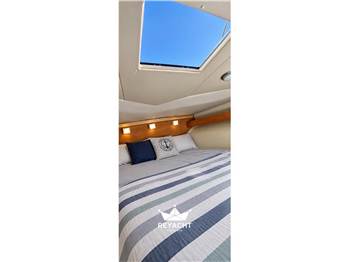 SUNSEEKER YACHTS SAN REMO 33