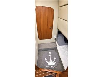 SUNSEEKER YACHTS SAN REMO 33